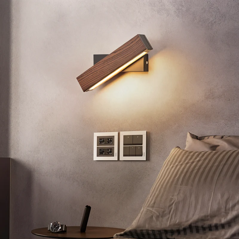 LignoLux | 360° drehbare LED-Wandleuchte aus Holz