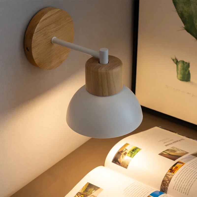 HoltGlanz | LED-Wandleuchte im skandinavischen Holzdesign