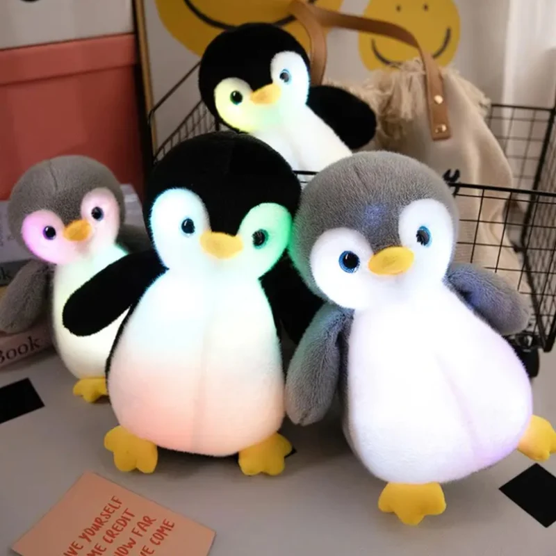 Leuchtendes Pinguin Plüschtier als Nachtlicht