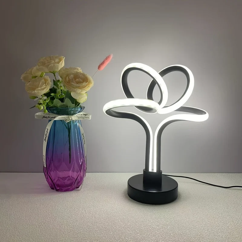 ScandiLux | Dimmbare USB-LED-Tischlampe