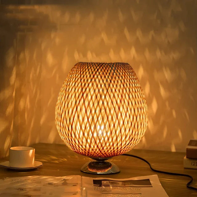 CasaBamboo | Vintage Bambus-Tischlampe für Wohnzimmer