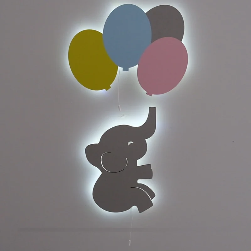 LED Holz Wandlampe Elefant mit Ballons