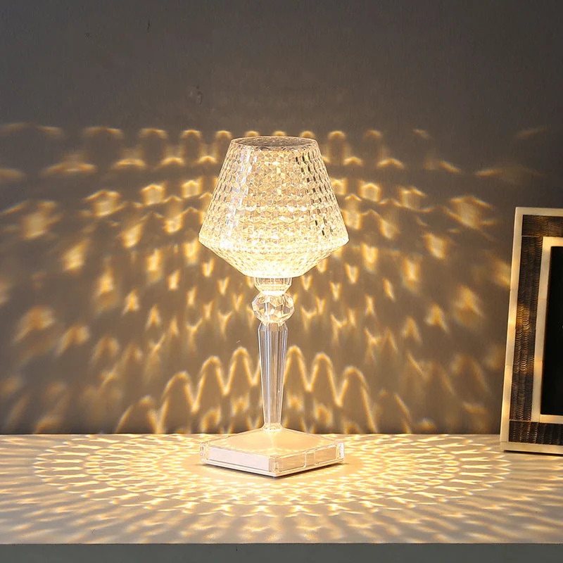 LumiCrystal | LED-Tischleuchte aus Kristallglas mit 3 Lichtmodi