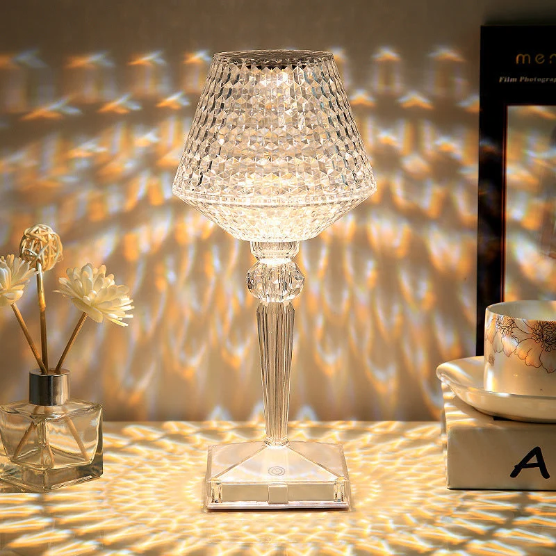 LumiCrystal | LED-Tischleuchte aus Kristallglas mit 3 Lichtmodi