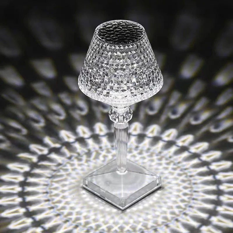 LumiCrystal | LED-Tischleuchte aus Kristallglas mit 3 Lichtmodi