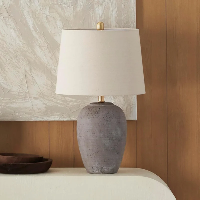 Ceramio | Minimalistische LED-Tischlampe mit Keramiksockel