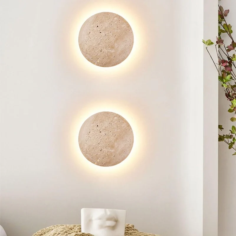 LumiRidge | Minimalistische Wandleuchte aus Travertin