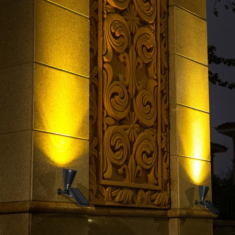 GlowSpire | Solar-Gartenleuchte mit Farbwechsel-Licht