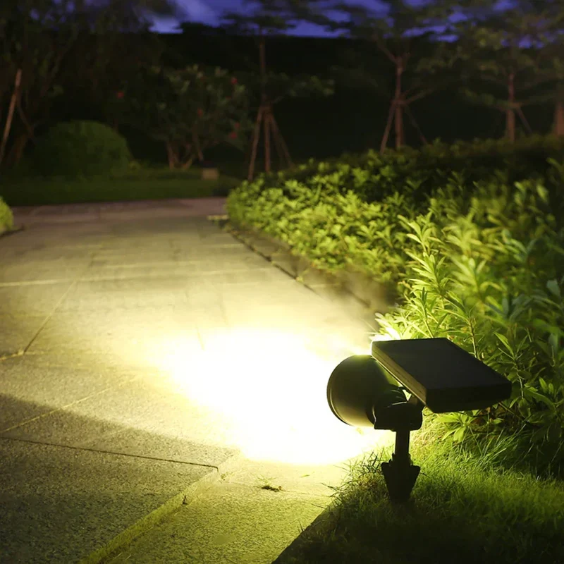 GlowSpire | Solar-Gartenleuchte mit Farbwechsel-Licht