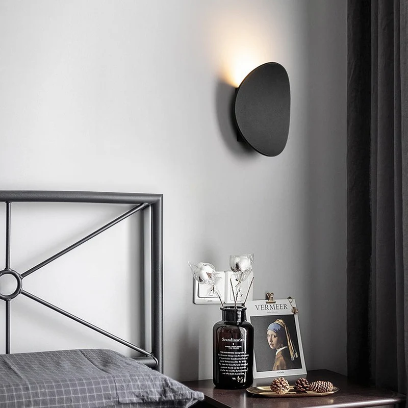 AluDisc | Minimalistische LED-Wandleuchte aus Aluminium