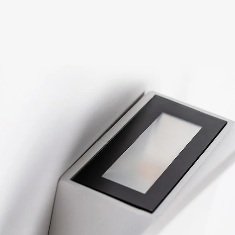 AluDisc | Minimalistische LED-Wandleuchte aus Aluminium