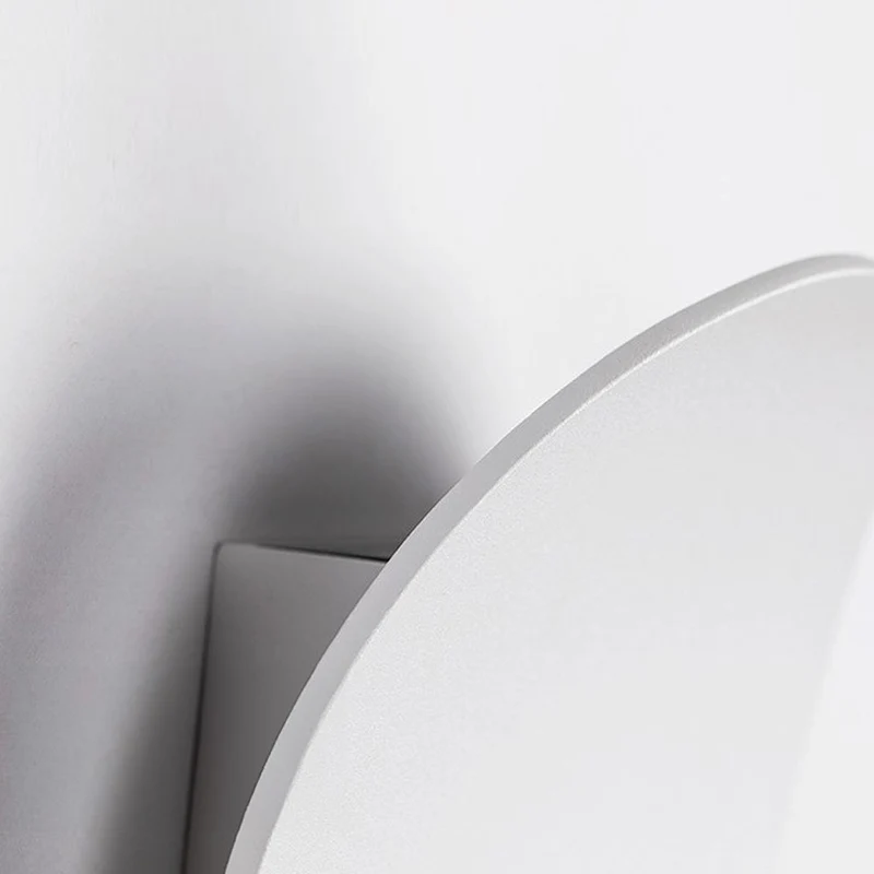 AluDisc | Minimalistische LED-Wandleuchte aus Aluminium