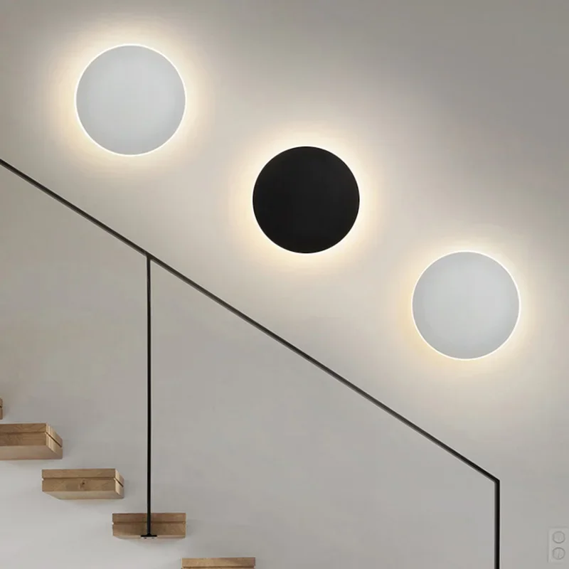 Ringspur | Runde LED-Wandleuchte mit sanftem Lichtring