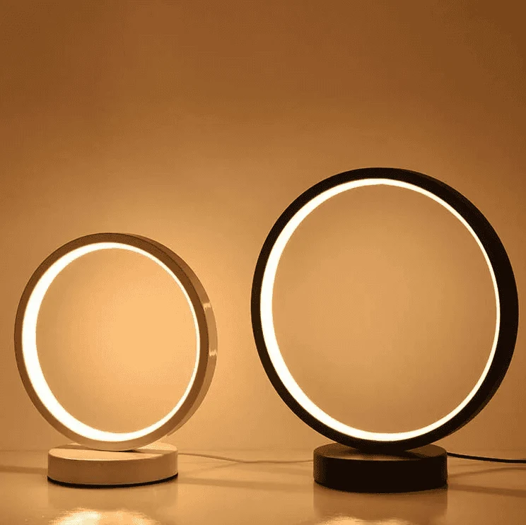 PerlaVerve | Elegante Beistelltischlampe mit Glasschirm