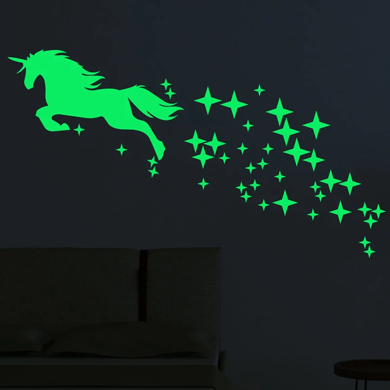 Leuchtende Einhorn Wandsticker mit Sternen Set