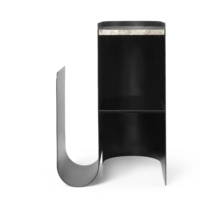 Vault Beistelltisch ferm LIVING | Marmor in Beige & Schwarz