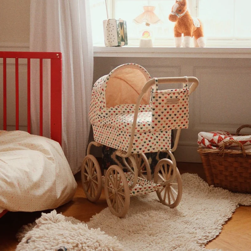 Minnie Puppenwagen in Coeur Colore