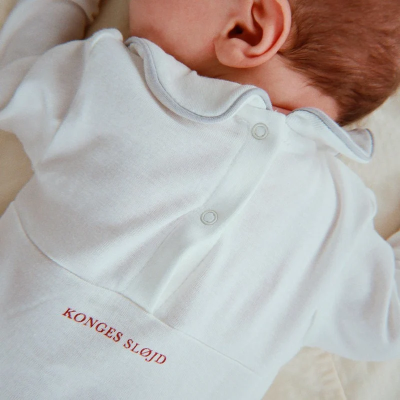 Mein Erstes Weihnachten Onesie in Optic White