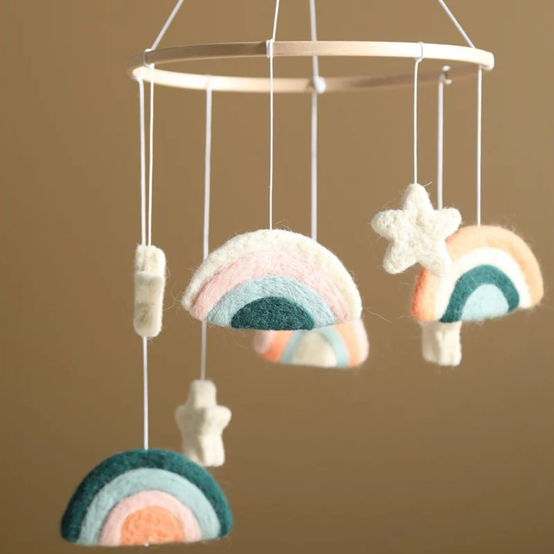 Baby-Mobile Regenbögen Pastell, Wollfilz