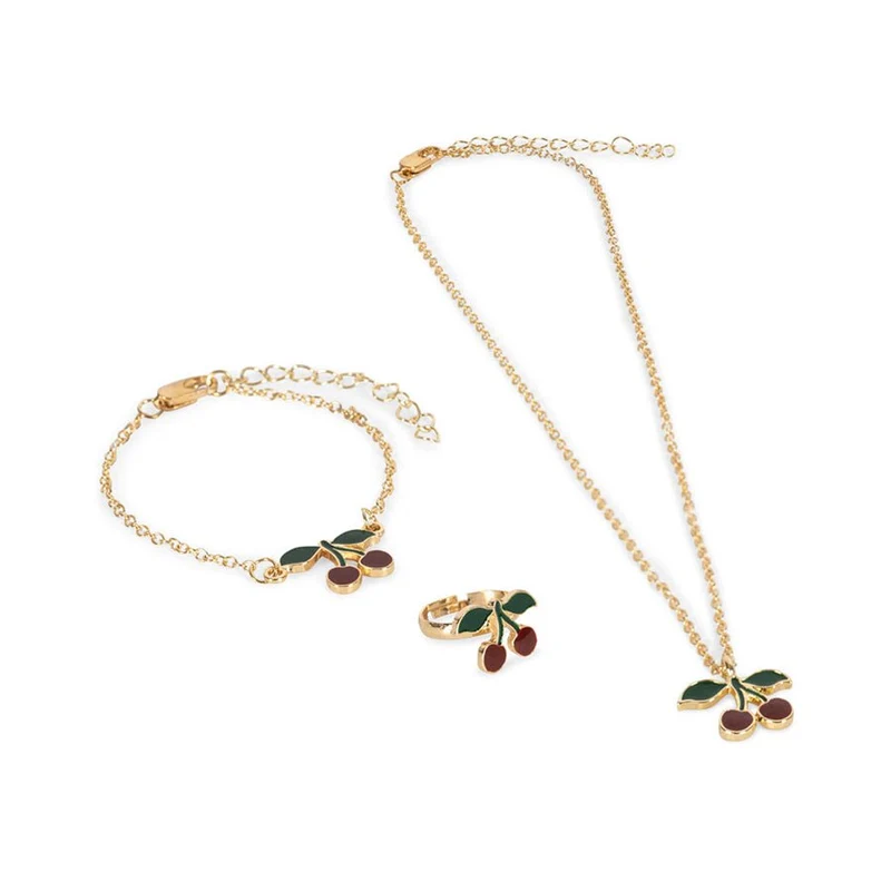 Schmuckset mit Kirschen