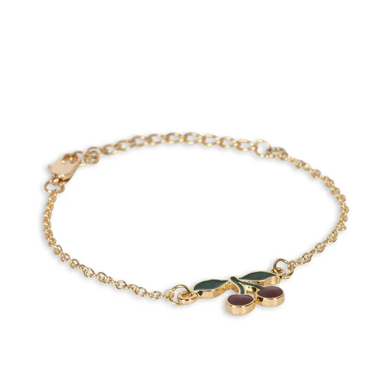 Schmuckset mit Kirschen