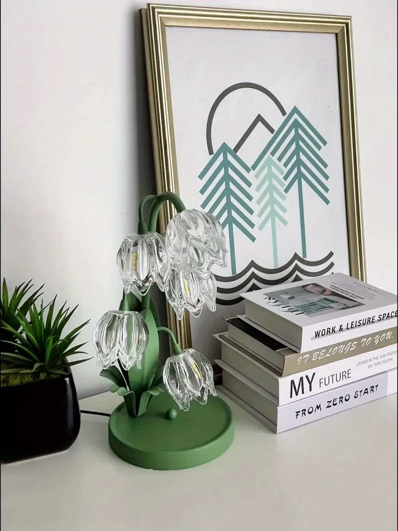 Bloomora | Art Deco LED-Tischleuchte mit Blumendesign