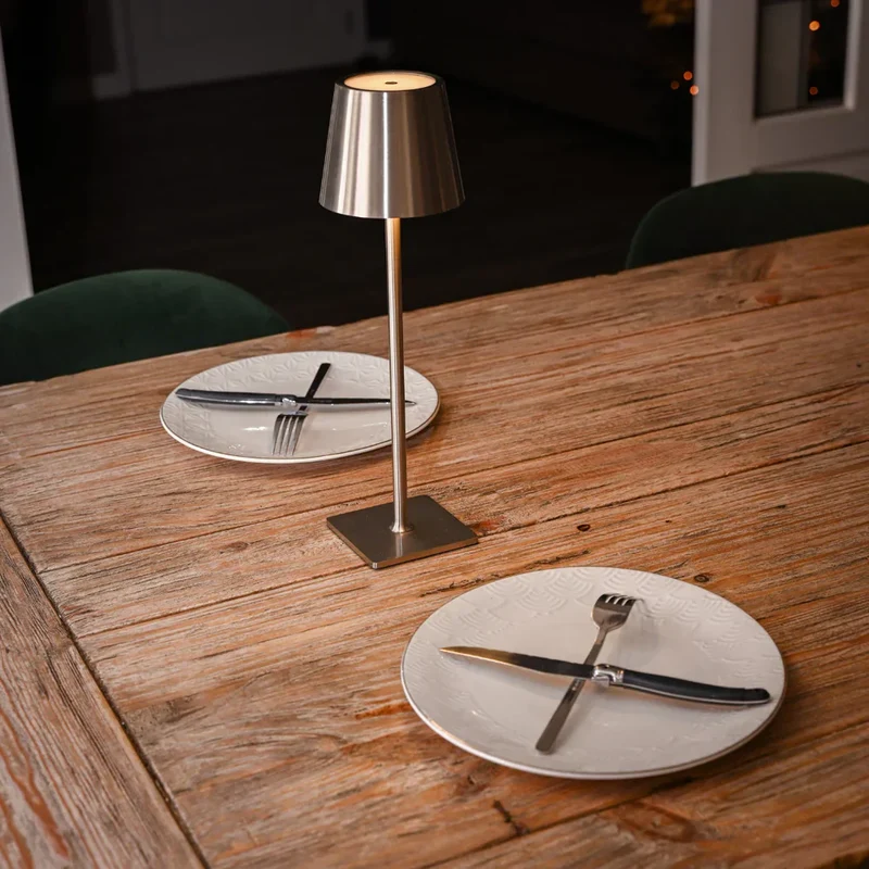 Noru | Kabellose Outdoor-Tischleuchte