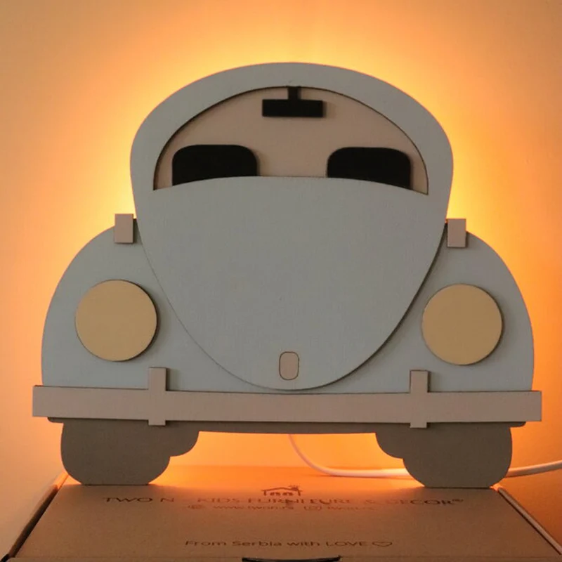 Wandlampe Auto aus Holz