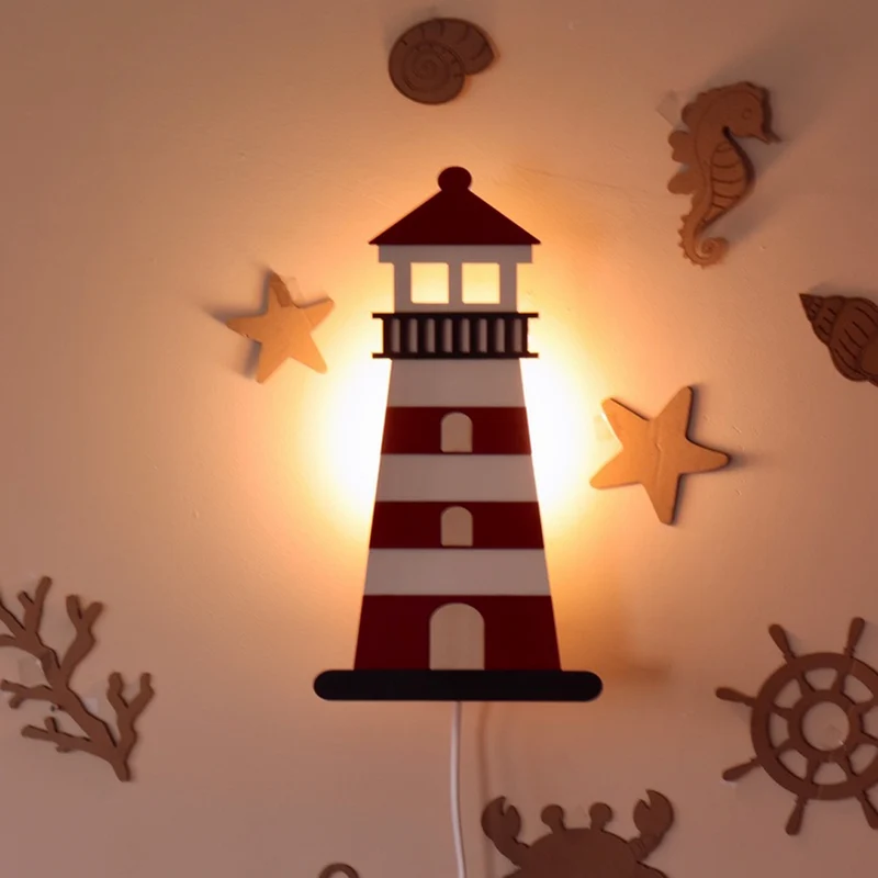 Wandlampe Leuchtturm aus Holz