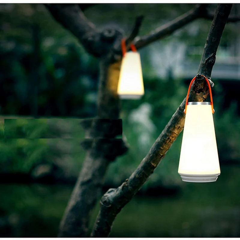 Tragbare LED Campinglampe mit Henkel