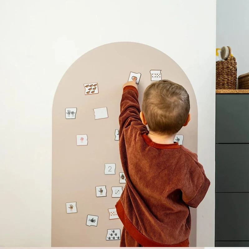 Gebogene Magnettafel Lin Beige (1m x 58cm)