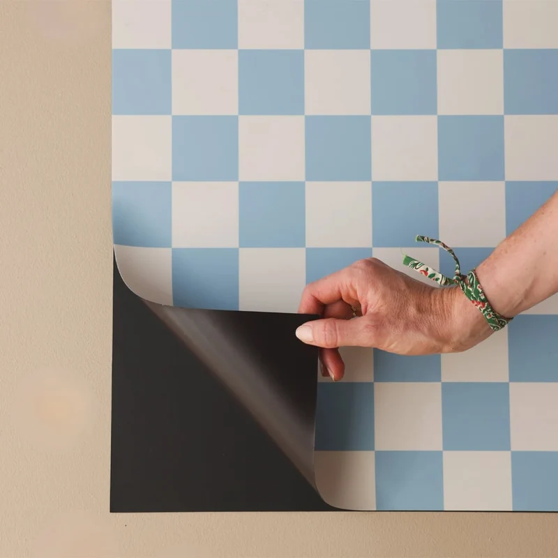 Gebogene Magnettafel Damier Bleu (1m x 58cm)