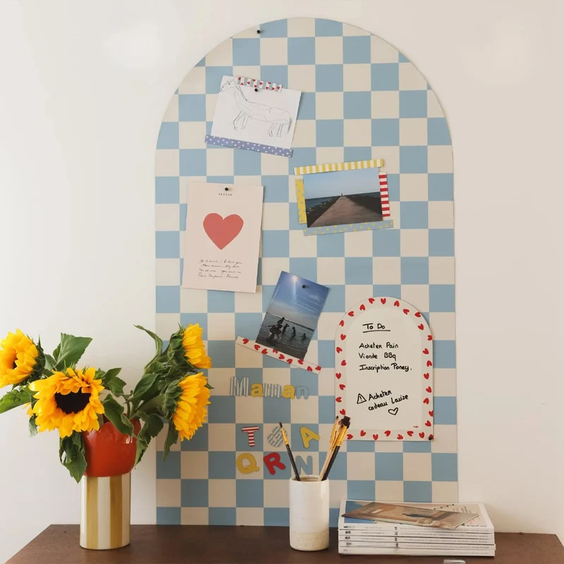 Gebogene Magnettafel Damier Bleu (1m x 58cm)