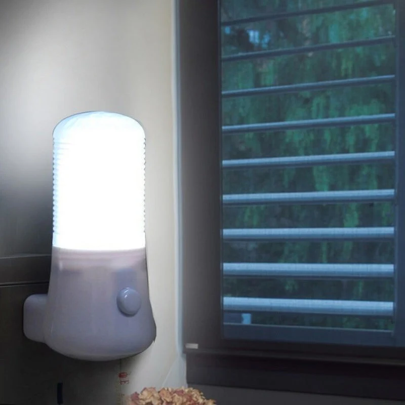 LED Nachtlicht für Steckdose kaltweiß