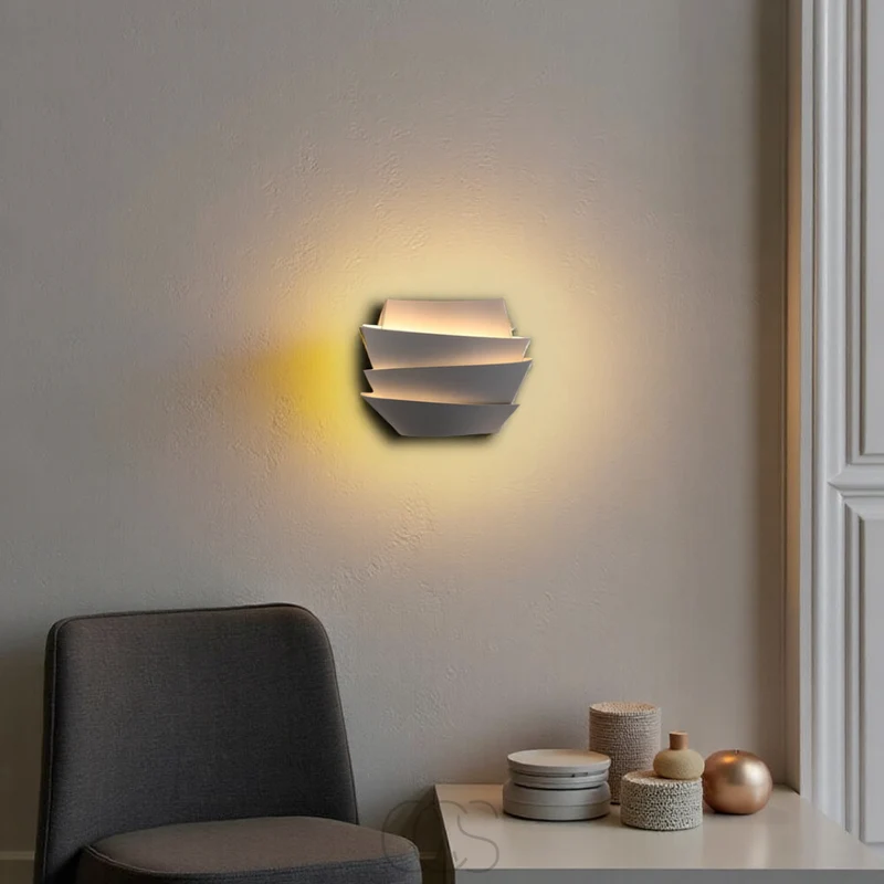 Euroselle Nordic Dual Light Wall Lamp For Warm Ambience