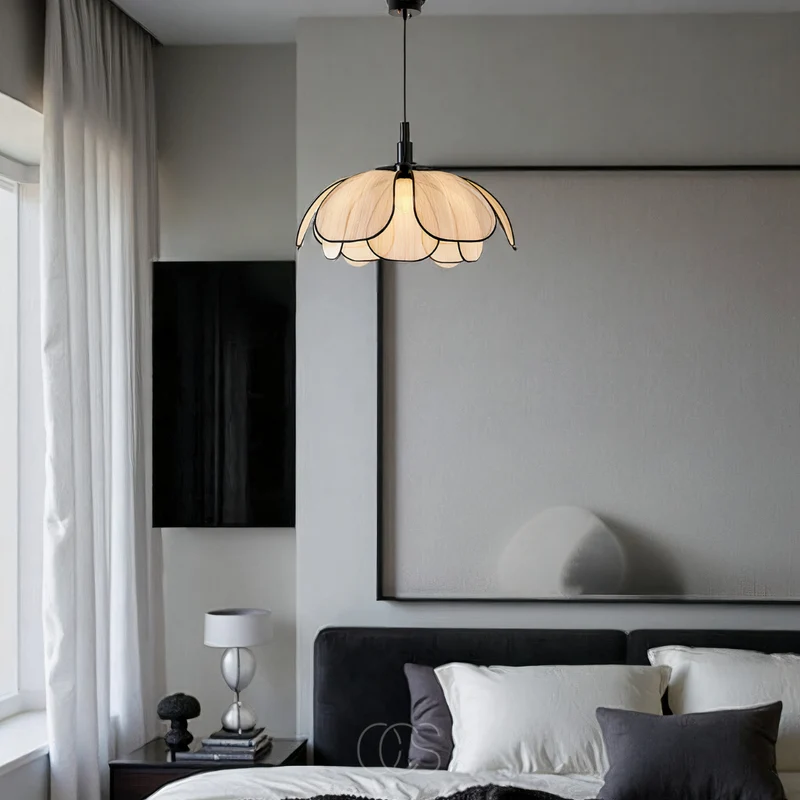 Euroselle Flower Shaped Rattan Pendant Lamp With Black Accents
