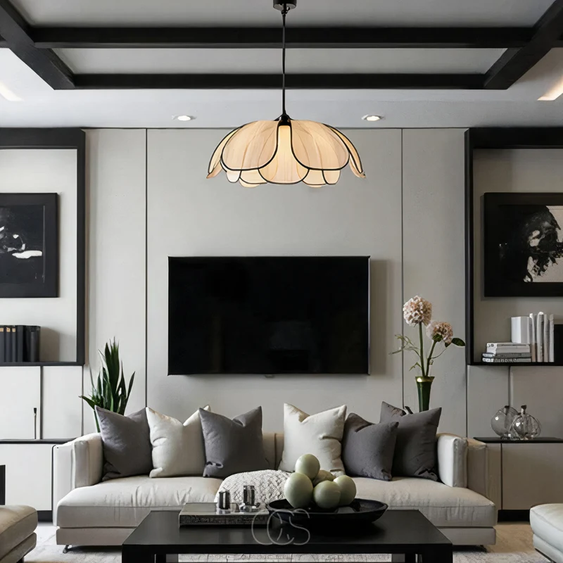 Euroselle Flower Shaped Rattan Pendant Lamp With Black Accents