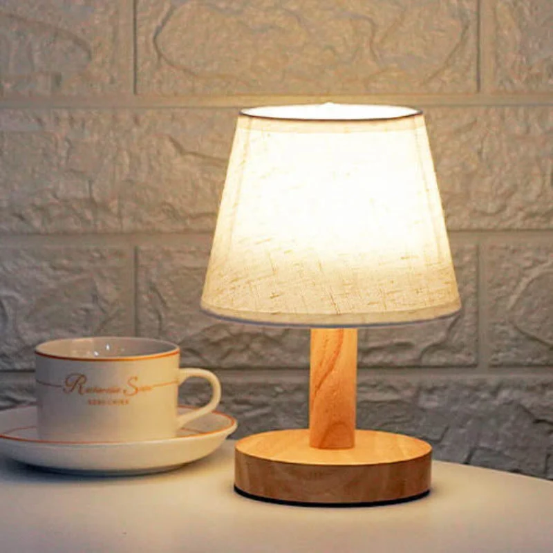 Euroselle Modern LED Table Lamp With USB Plug-In And Vintage Linen Shade For Bedside And Living Room