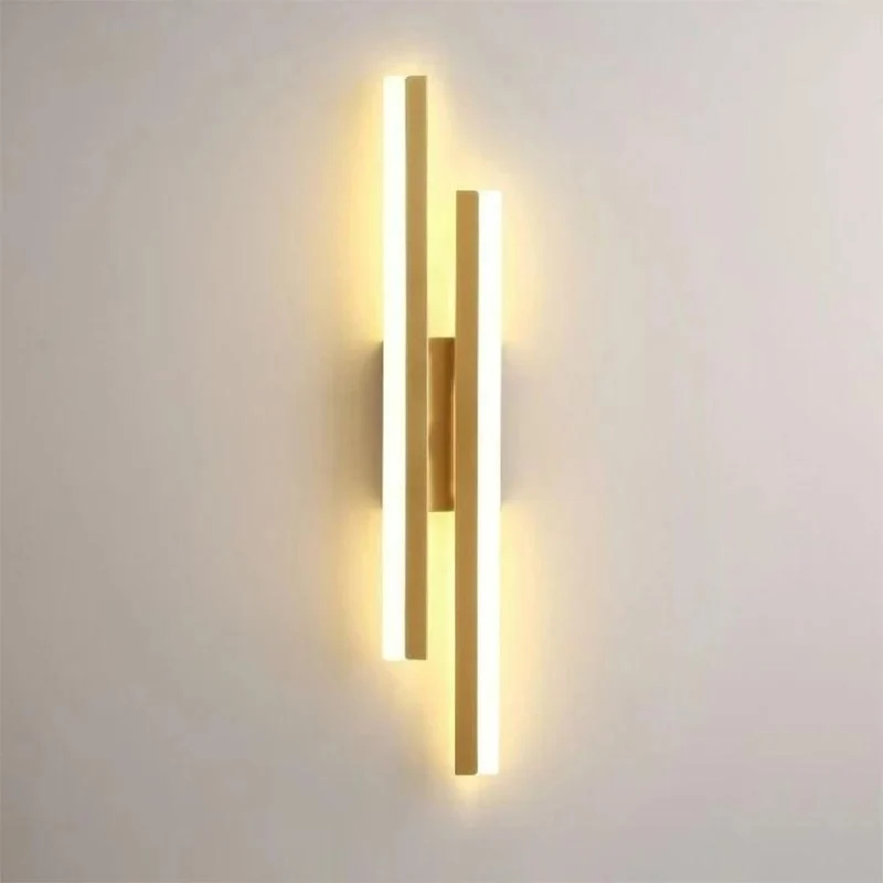 Euroselle Wall Light LED Slim 12W Metal And Acrylic Warm And Cool White Energy-Efficient Lighting