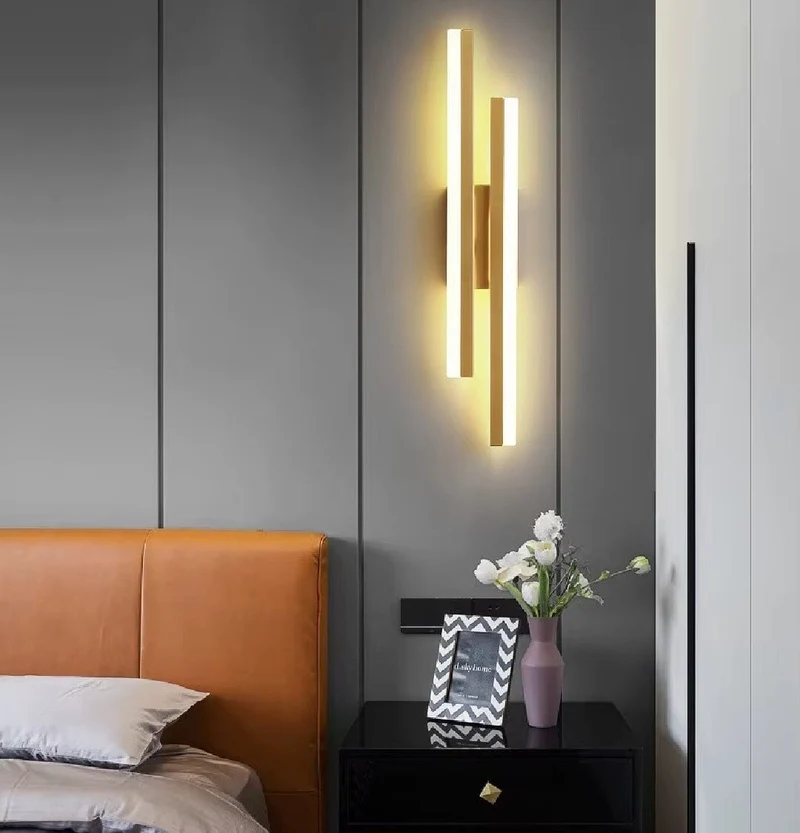 Euroselle Wall Light LED Slim 12W Metal And Acrylic Warm And Cool White Energy-Efficient Lighting