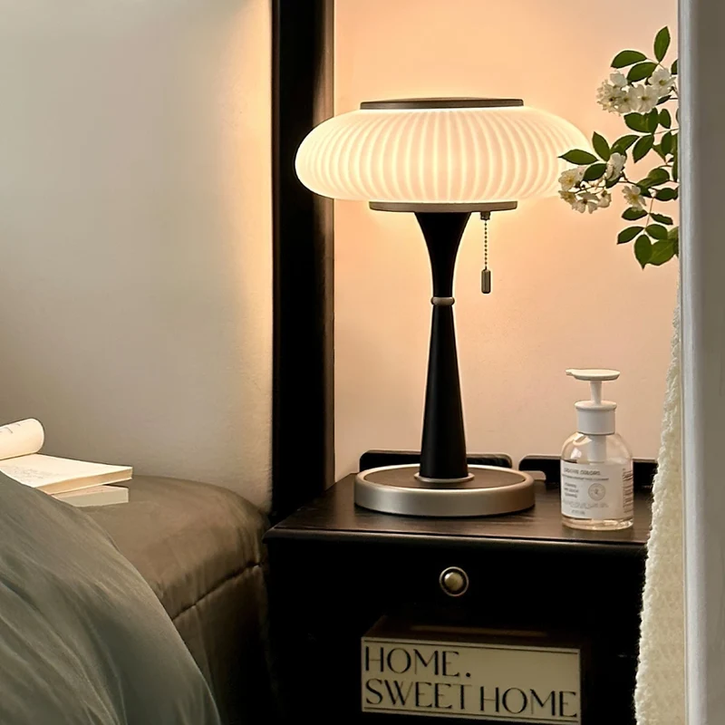 MycoLume Mushroom-Inspired Table Lamp With Natural Glow Euroselle