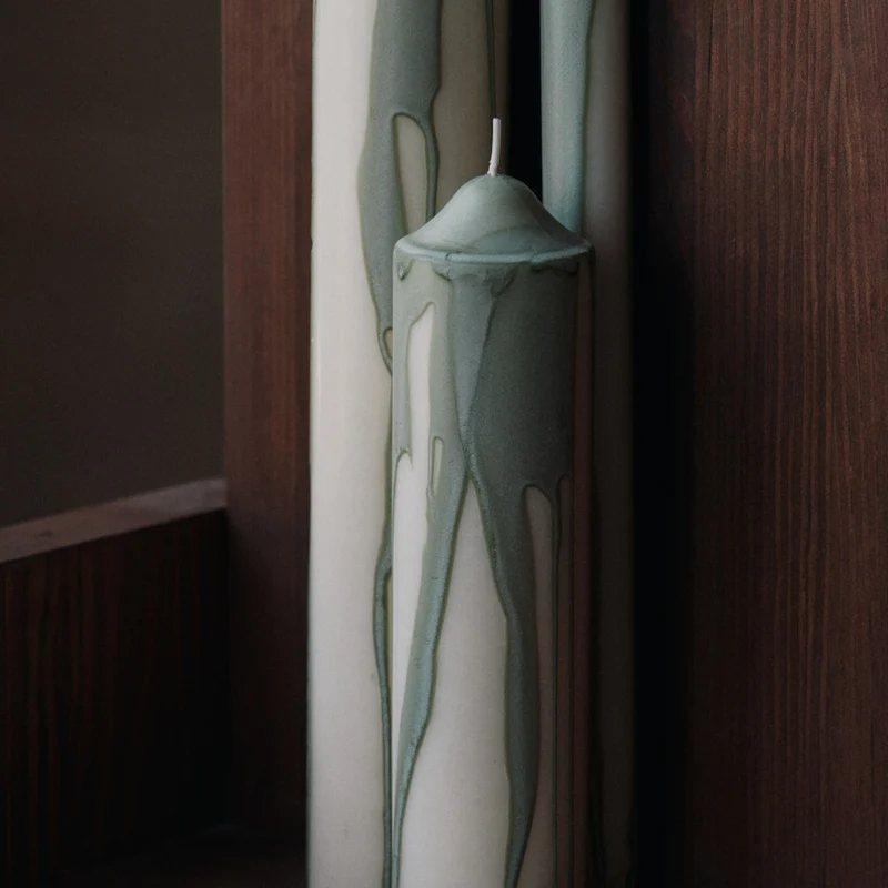 Stumpenkerze Dryp Pillar Candle H20 - ferm LIVING