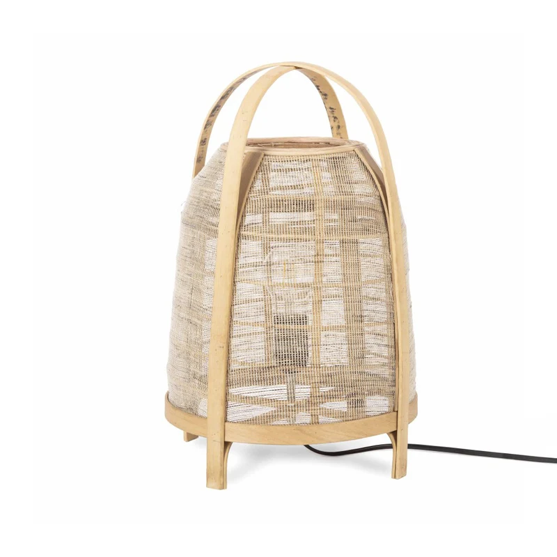 Tischlampe Mavie aus Bambus mit Holzdetails