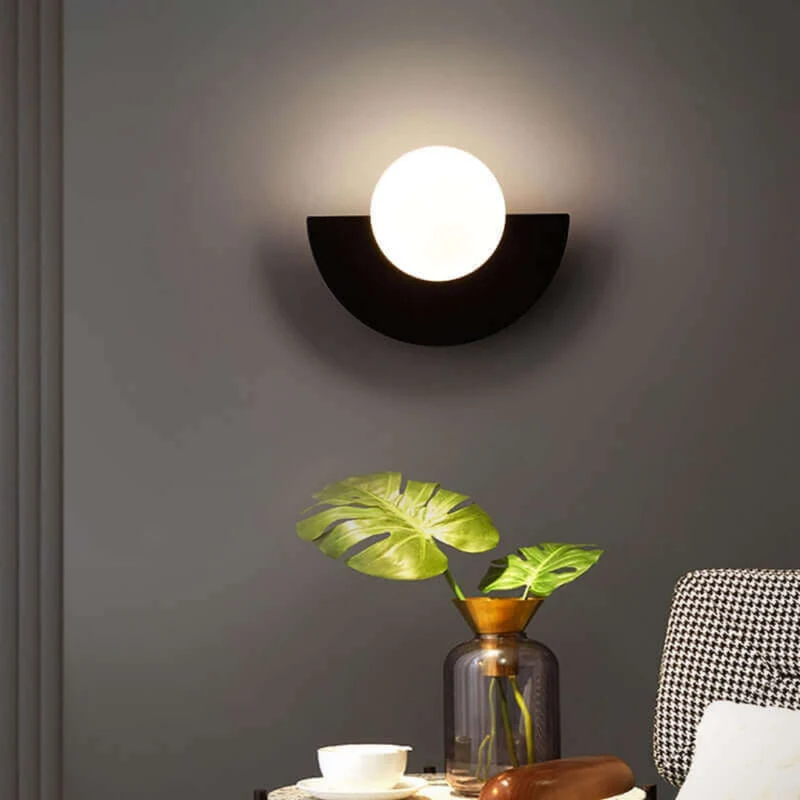 Half Moon LED Metal Wall Sconce, 28x20 Cm, 90-260V Indoor Light Euroselle