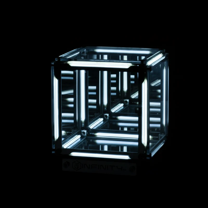Euroselle Infinity Mirror LED Lamp With Acrylic Glass Panels And USB-C Rechargeable 2000mAh Battery