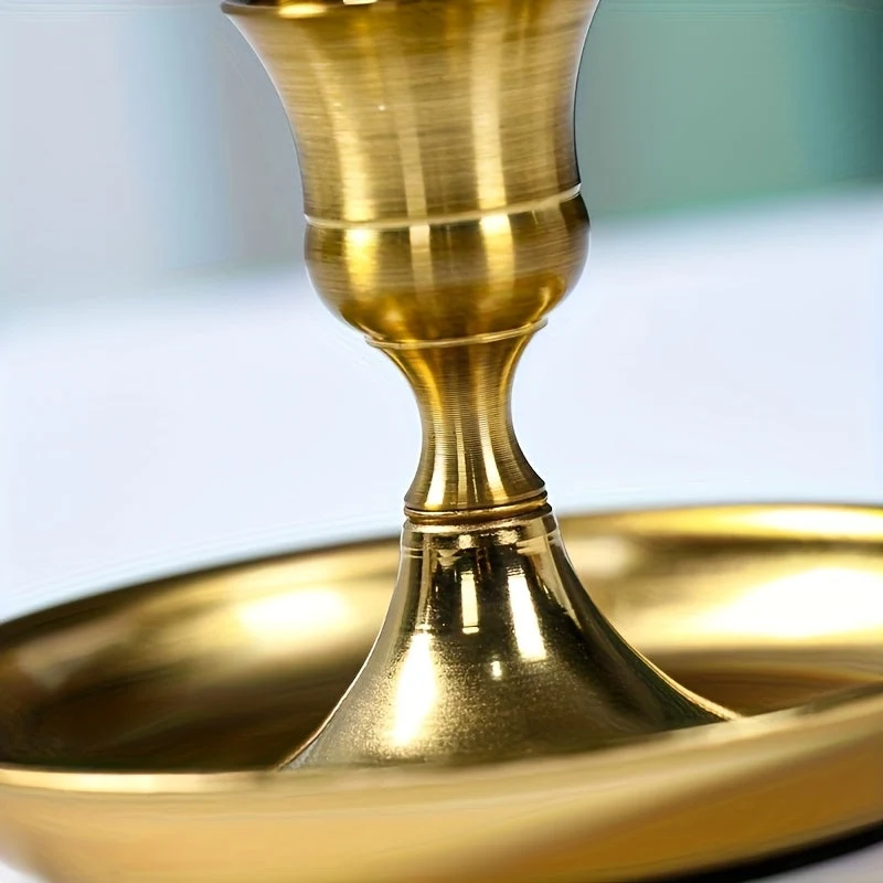 Euroselle Elegant Golden Metal Candlestick For Romantic Table Settings