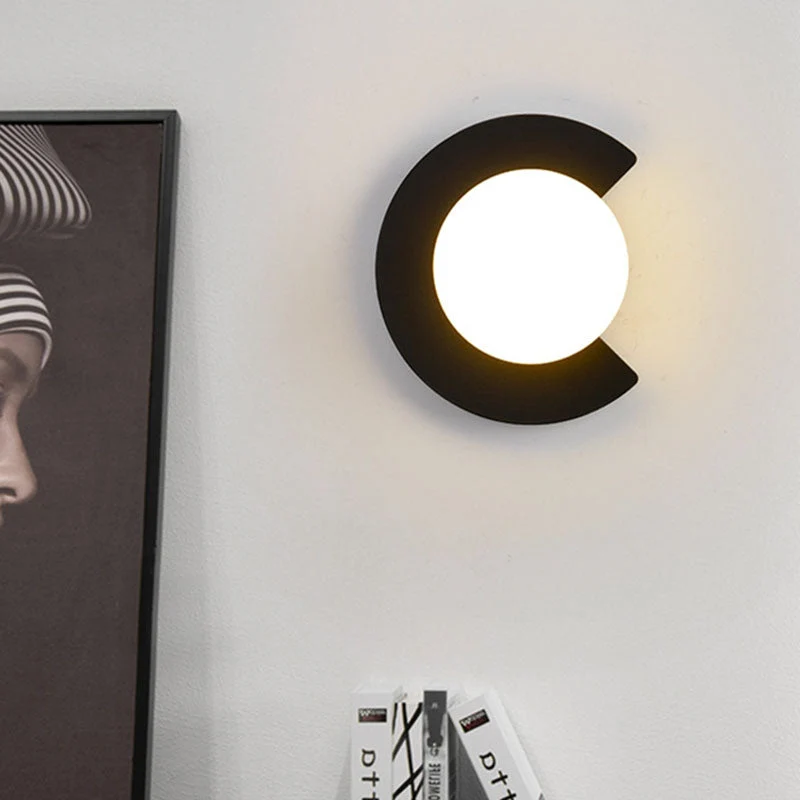 Euroselle Wall Light With Glass and Metal G9 Hardwired Minimalist Design