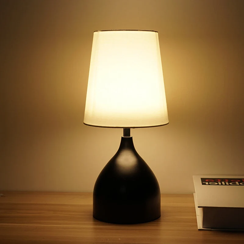 Euroselle LED Table Lamp With Solid Wood Housing, 5W Warm Light, Indoor Plug-In
