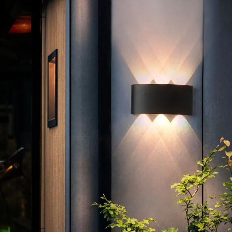 Euroselle Outdoor LED Wall Light With Weatherproof Durability And Modern Exterior Illumination