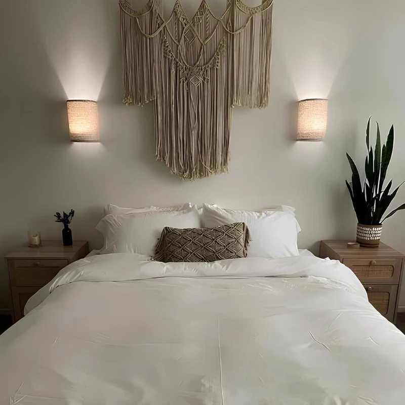 Linen Glow Wall Light With Dimmable Rechargeable LED And Remote Control Euroselle